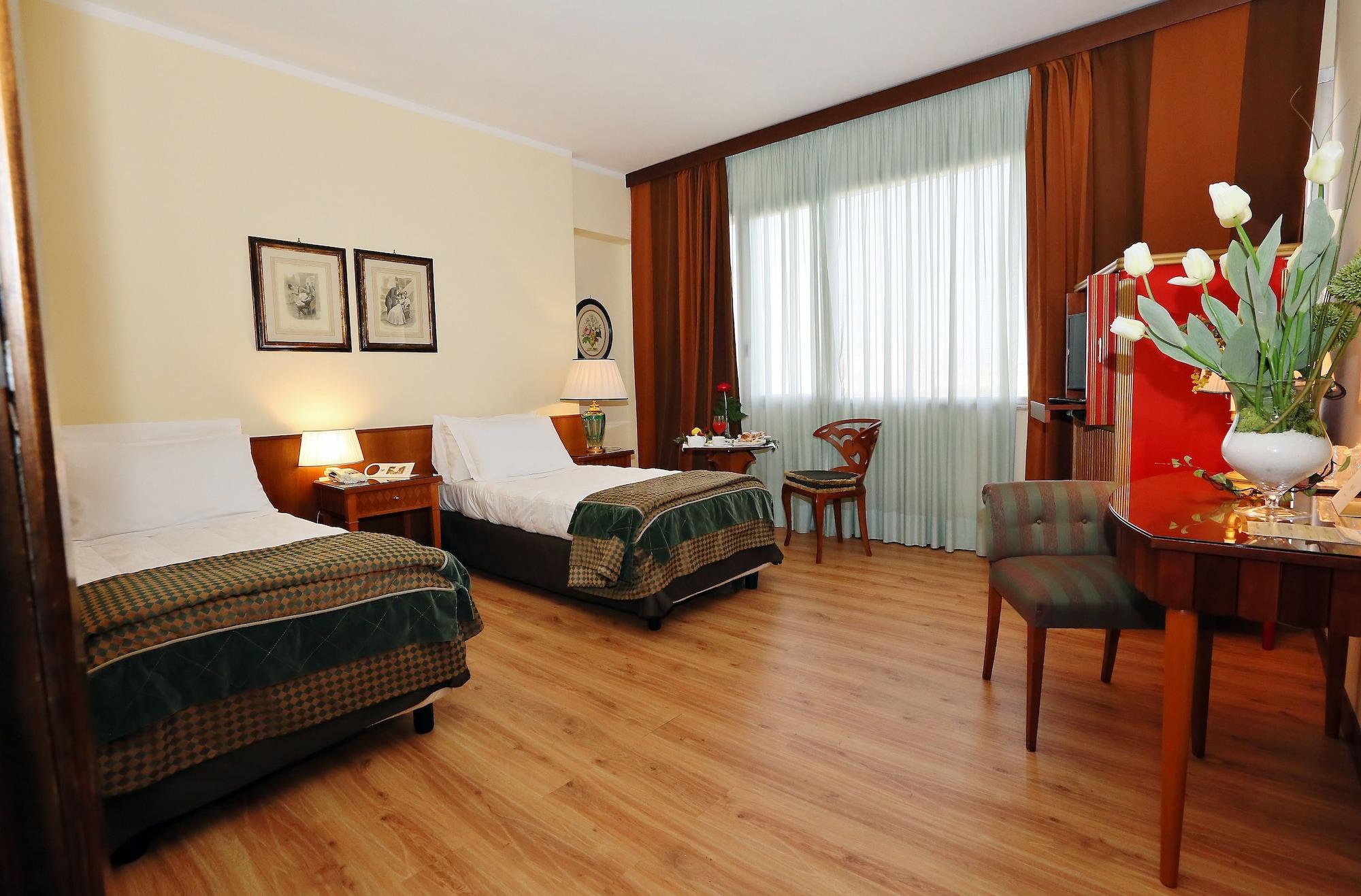 Hotel Royal Palace Messina Esterno foto