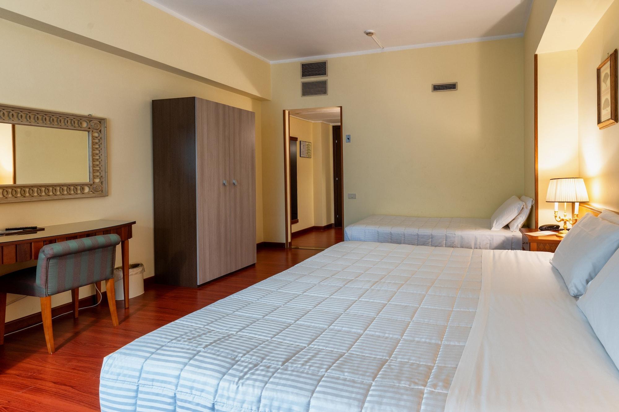 Hotel Royal Palace Messina Esterno foto
