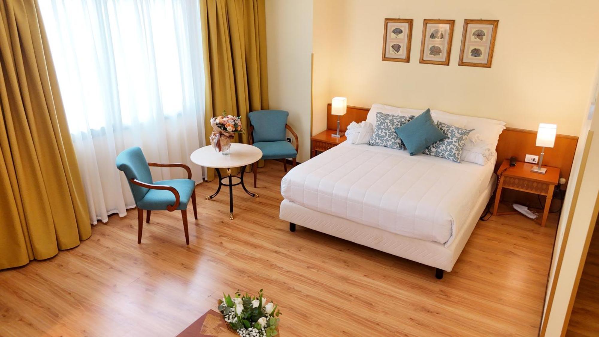 Hotel Royal Palace Messina Esterno foto
