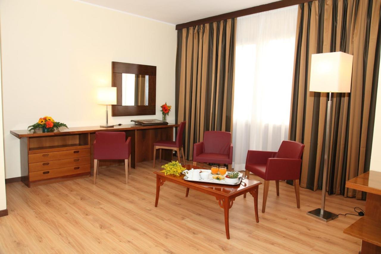 Hotel Royal Palace Messina Esterno foto