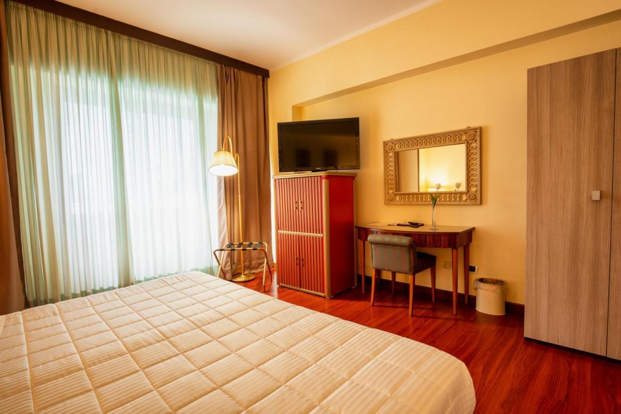 Hotel Royal Palace Messina Esterno foto