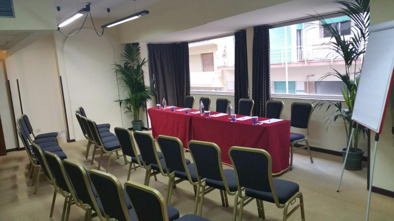 Hotel Royal Palace Messina Esterno foto